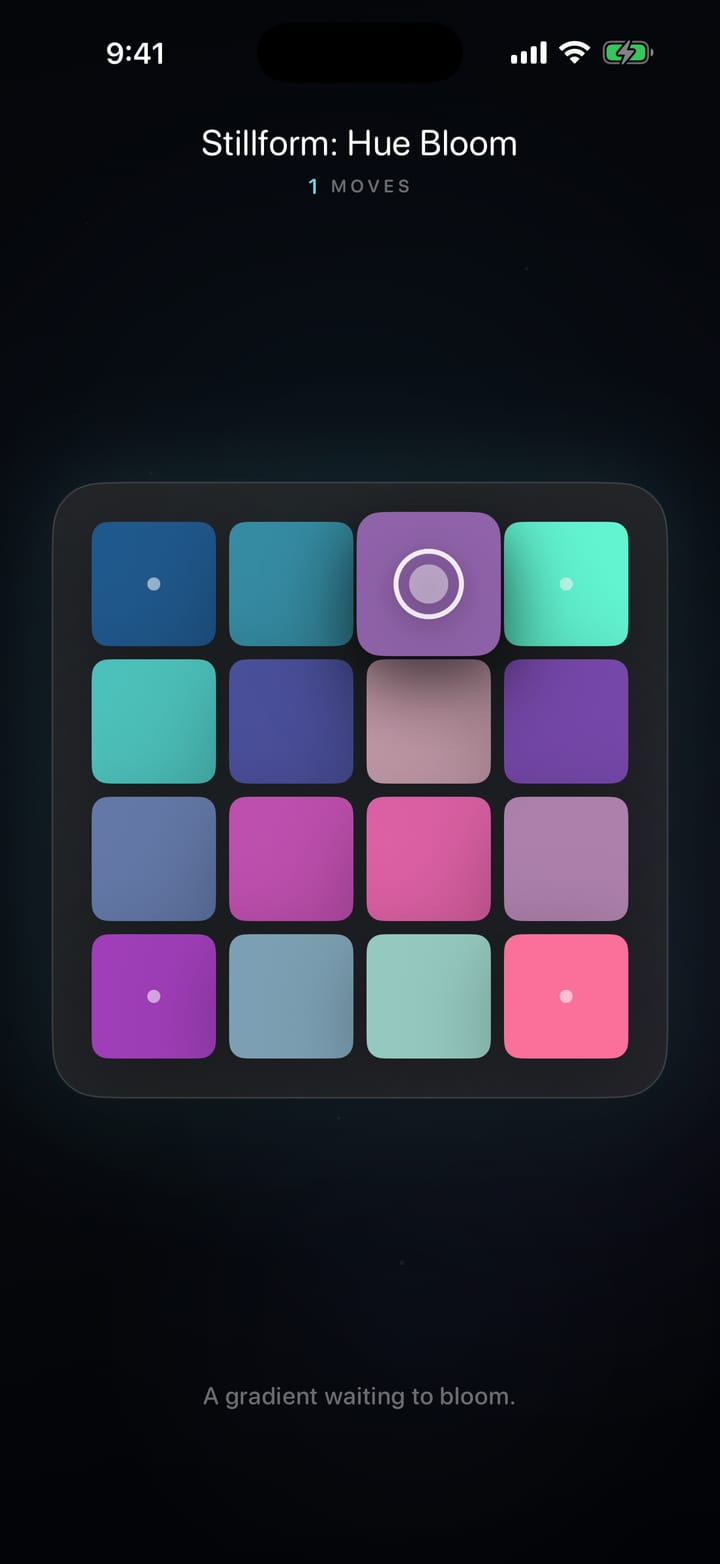 Stillform gameplay showing a sixteen-tile color gradient puzzle.